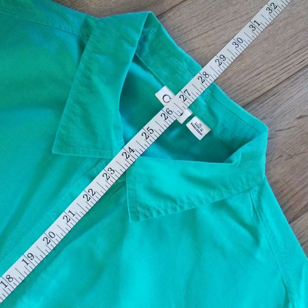 Turquoise LS button front blouse - Picture 5 of 8
